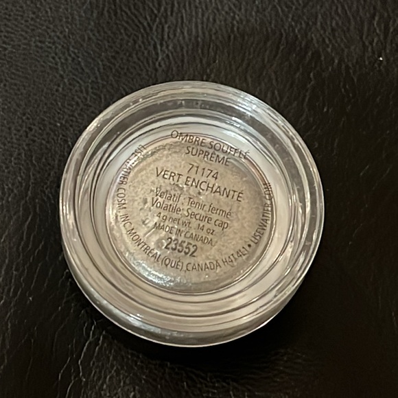 Lise Watier Ombré Soufflé Eye Shadow - Picture 3 of 5